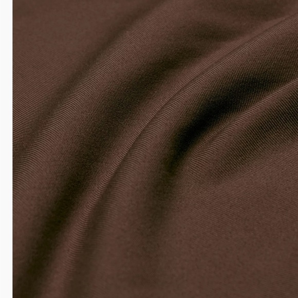 Babaton Contour Off-Shoulder Longsleeve Bodysuit NWT. 2XL. Rich chocolate brown. - Picture 3 of 8